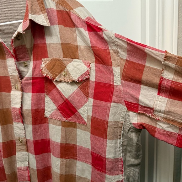 Red and Tan Plaid Button Down oversized shirt - Picture 9 of 12